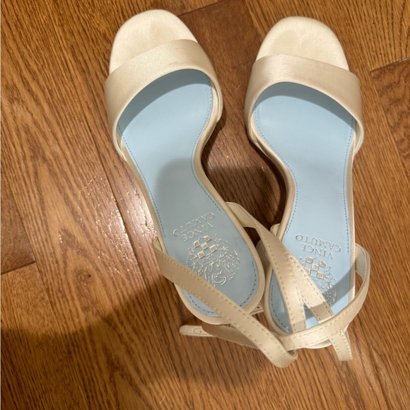Vince Camuto Pendry Platform Sandal in Milk - Picture 10 of 16